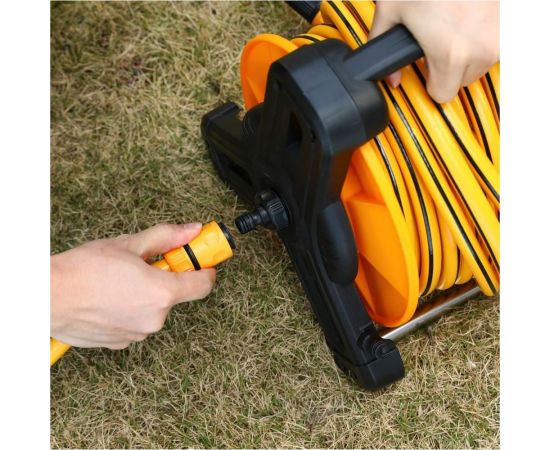 Набор для полива DEKO DKI15 катушка, шланг усиленный 1/2 15 м + 2 м, насадка для полива, коннекторы, 9 предметов 065-0462 – изображение 7