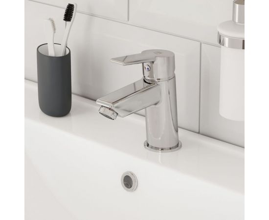 Смеситель для умывальника Milardo Stripe STRSB00M01 – изображение 2