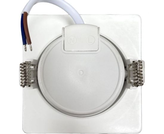 Светодиодный поворотный cветильник направленного света truEnergy квадрат 5W 4000K 400Lm 90x90мм белый пластик 10519 – изображение 3