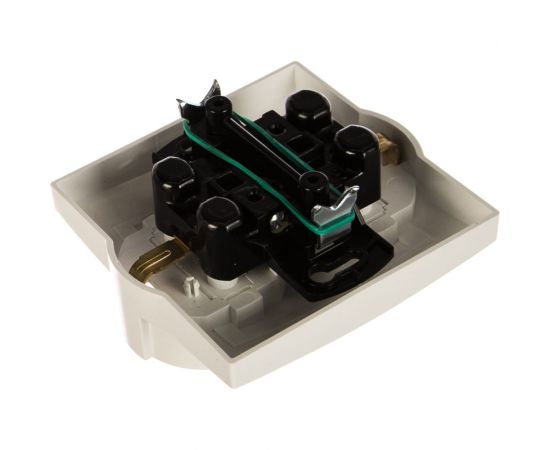 Двойная розетка с заземлением, белая Simon 1590459-030 – изображение 2