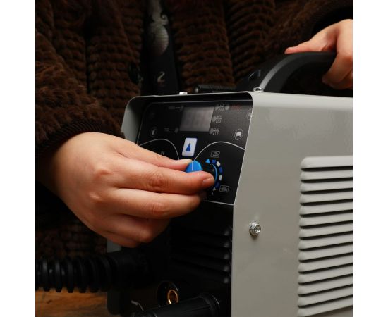 Сварочный полуавтомат DEKO DKWM200A PRO MIG/MAG 200A 051-4686 – изображение 2