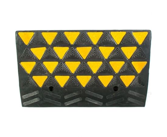 Резиновый съезд с бордюра ТЕХНОЛОГИЯ СР-150-1 средняя часть 0,6x0,15x0,36 м 00-00001648 – изображение 3