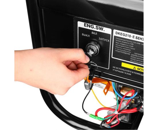 Бензиновый генератор DEKO dkeg210-e, 3.2 квт, электростартер 065-1085-1 – изображение 2