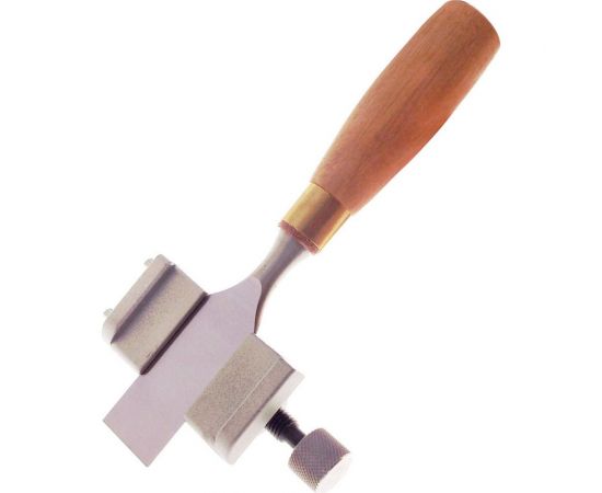 Точилка ПЕТРОГРАДЪ до 80 мм, боковой прижим М00003437 – изображение 2