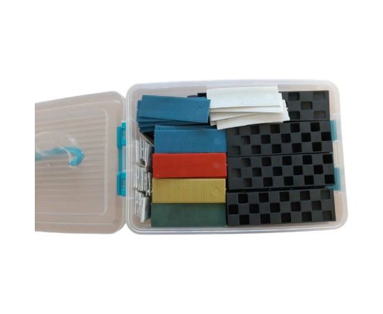 Комплект клин монтажный и пластины рихтовочные в большем контейнере с ручками 210 шт ООО "Полимер-Фарм" 4687203029197 