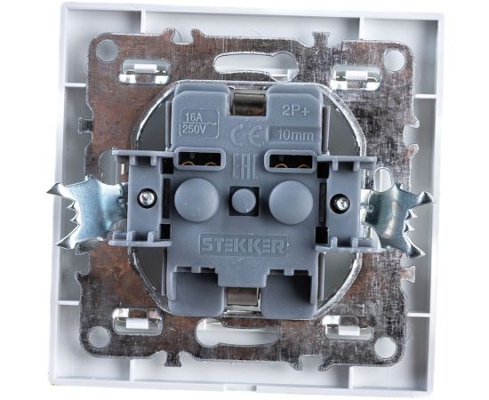 Розетка STEKKER 1-местная с заземлением, 220В, 16А с защитной шторкой, серия Эрна, белая 39050 – изображение 4