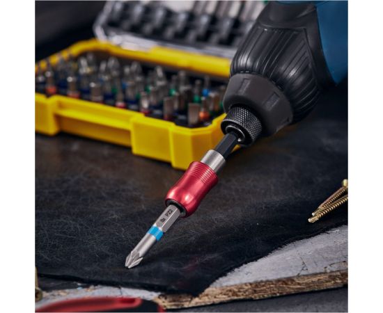 Набор бит 50 шт с магнитным адаптером 25-50 мм сталь S2 KRANZ KR-92-0462 – изображение 5