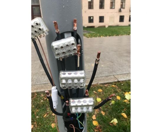 Распределительный коннектор IPRO (14260) к4 на 4 клеммы 130а 60x30x45мм с усиленной фиксацией жил 6939 – изображение 4