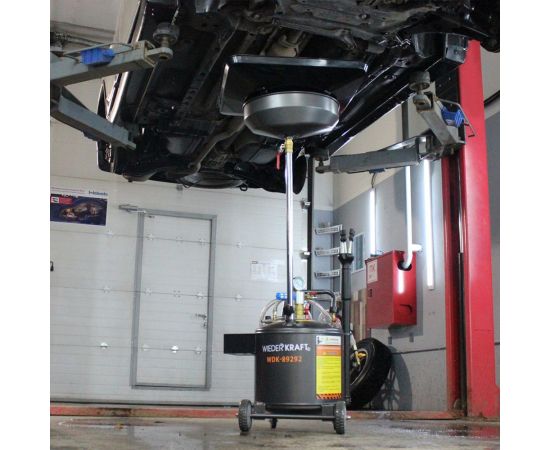 Маслосменная установка WIEDERKRAFT 40 л, с воронкой и откачкой через щуп WDK-89292 – изображение 10
