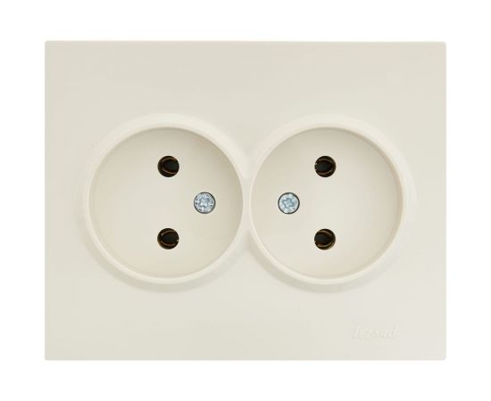 Двойная розетка Lezard VESNA без заземления, ПБТ, крем 742-0300-128B 