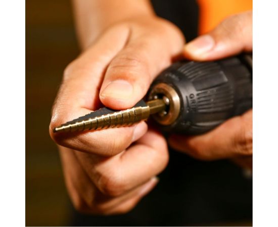 Набор сверл ступенчатых в металлическом кейсе DH22, 5 шт DEKO 065-0690 – изображение 4