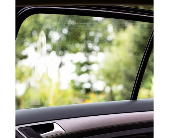 Солнцезащитная самоклеящаяся шторка Alca 44x36 см, комплект 2 шт. 512010 – изображение 3