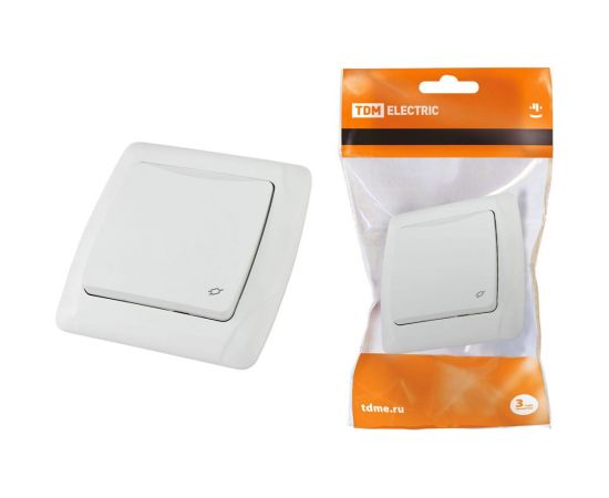 Розетка с крышкой, белая 2П+З 16А 250В TDM Онега SQ1805-0019 