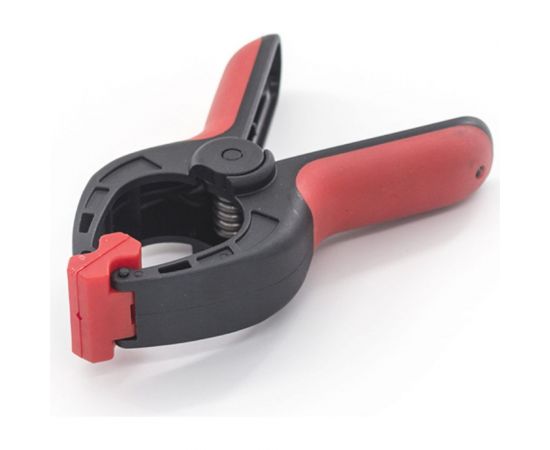 Клещеобразная струбцина РемоКолор пластиковый корпус, усиленная пружина, длина 3/75 мм, зев 33 мм 44-2-075 