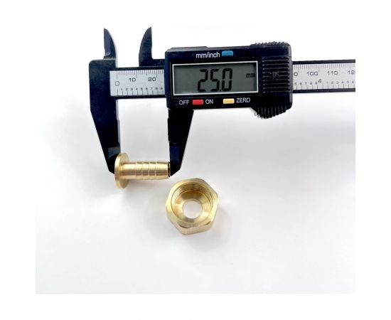 Наконечник латунный с подвижной гайкой внутренняя резьба 1/2 х елочка 10 мм + хомут Профитт 4823419 – изображение 2