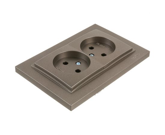 2-я розетка MONO ELECTRIC Despina, без земли, бронза 102-232305-121 – изображение 2