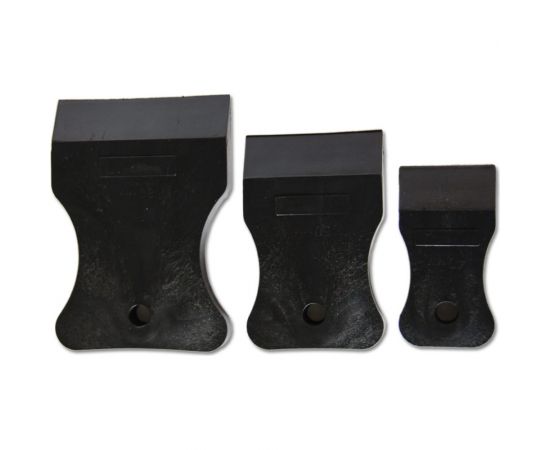 Набор шпателей НАШ ИНСТРУМЕНТ резиновые, 40, 60, 80 мм черные, 3шт 020608-001-003 