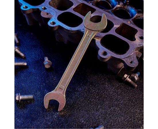 Гаечный рожковый ключ желтый цинк REXANT 17х19 мм 12-5830-2 – изображение 4