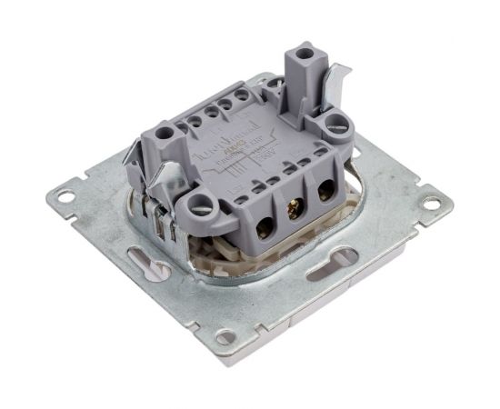 Трехклавишный выключатель UNIVersal серия афина, с/у, 10а, 220в, белый еврослот A0043 – изображение 2