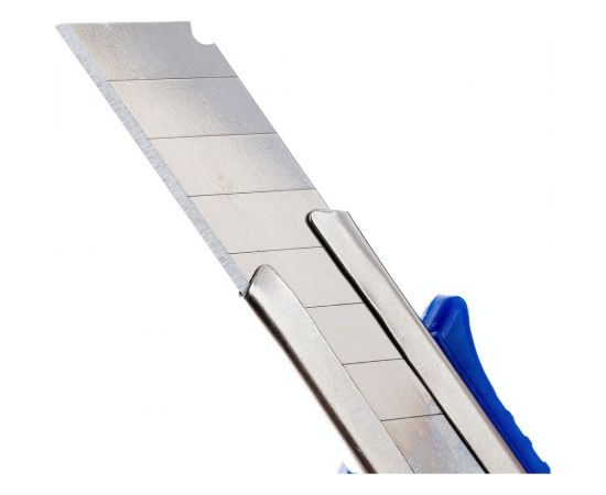 Канцелярский нож Attache 18 мм с фиксатором и металлическими направляющими 954213 – изображение 3