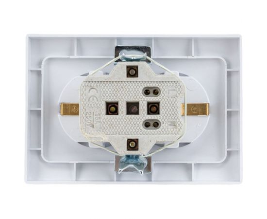 Двойная розетка Intro Plano с заземлением 2x2P+E Schuko, 16А-250В, IP20, СУ, белый Б0053915 – изображение 3