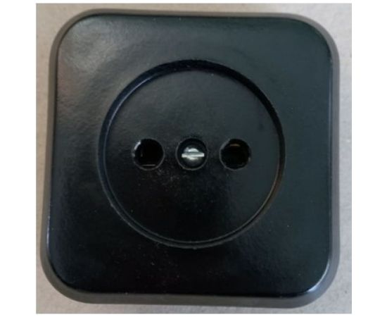 Розетка ООО Ливны-Электро РА 10-007 квадратная с донышком, черная РА 1725 