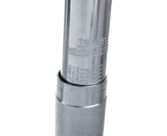 Динамометрический ключ ЭВРИКА 1/2DR 630мм ER-30630 – изображение 4