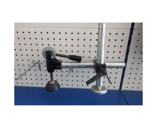 Универсальный эксцентриковый прижим для форматно-раскроечного станка Deltatools M060 06-0589 – изображение 2