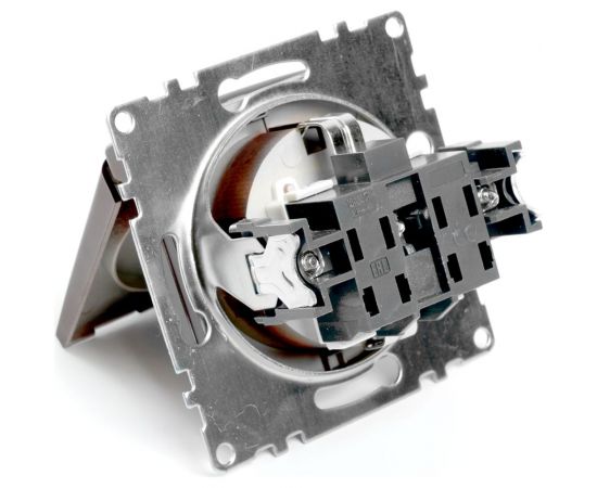 1-местная розетка с заземлением с крышкой (механизм) STEKKER GLS16-7112-04, 250В, 16А с защитной шторкой, серия Катрин, шоколад 49029 – изображение 8