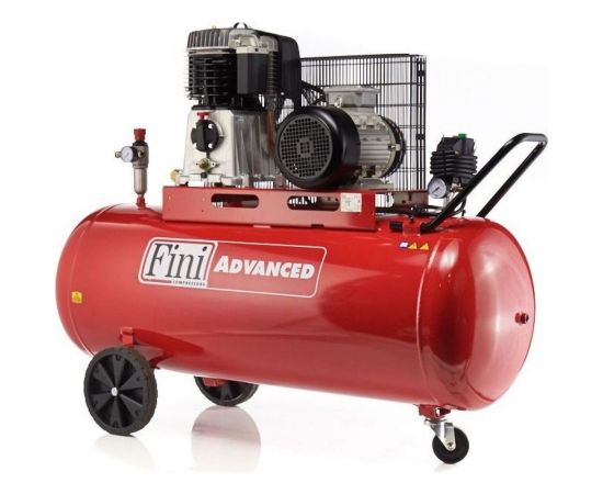 Поршневой маслозаполненный компрессор FINI BK-119-270-7.5 334009 