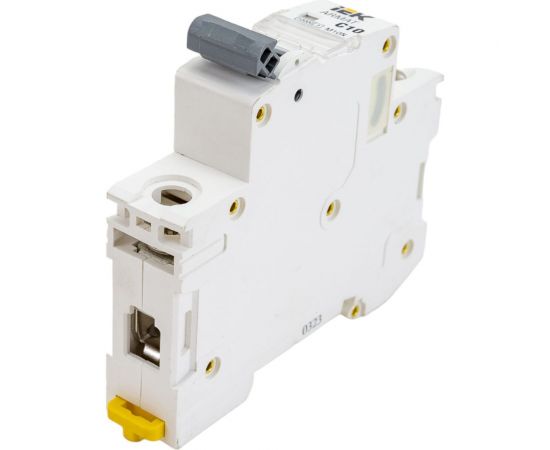 Автоматический выключатель IEK ARMAT M10N 1P C 10А AR-M10N-1-C010 – изображение 3