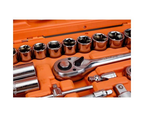 Набор инструментов 1/2 +1/4 Кратон TS-18 2 28 09 018 (82 пр.) – изображение 3