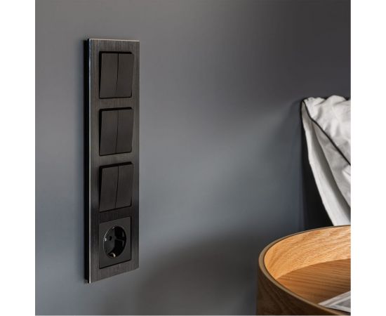 Рамка на 4 поста WERKEL W0041708 Aluminium черный алюминий a050956 – изображение 2