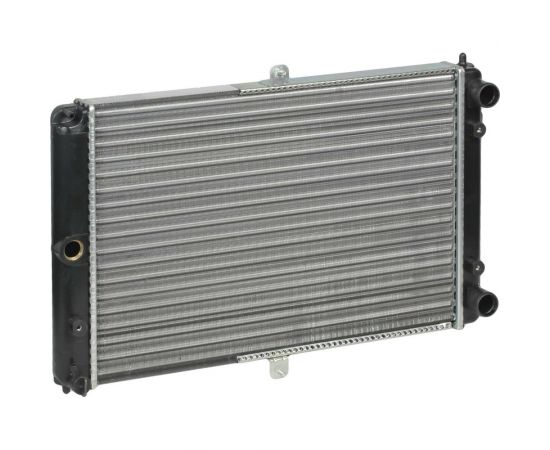 Радиатор охлаждения для автомобилей ИЖ 2126 LUZAR LRc 0226 
