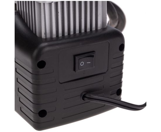 Автомобильный усиленный двухпоршневой компрессор REXANT в кейсе, с набором инструментов, 60 л/мин, 10 атм 80-0524 – изображение 12