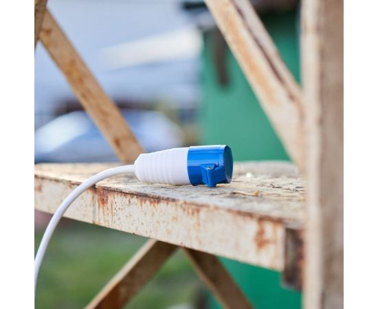 Розетка REXANT 213 переносная 2Р+РЕ 16А 220В IP44 11-8918 – изображение 2