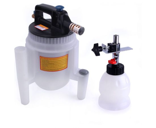 Устройство для прокачки тормозной жидкости Car-tool CT-A2205 