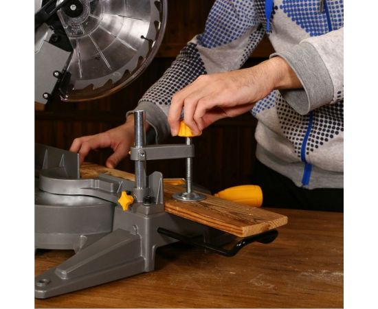 Торцовочная пила DEKO DKMS2000-255 Laser 063-4315 – изображение 2