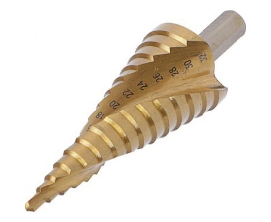Сверло ступенчатое PRO (4-32 мм; HSS TiN; спиральный профиль; трехгранный хвостовик) ТУНДРА 4087172 