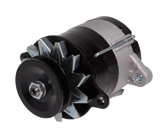 Генератор для спецтехники МТЗ-80/82 с дв. Д-214/230/240/245/260 40А StartVOLT LG 0680 