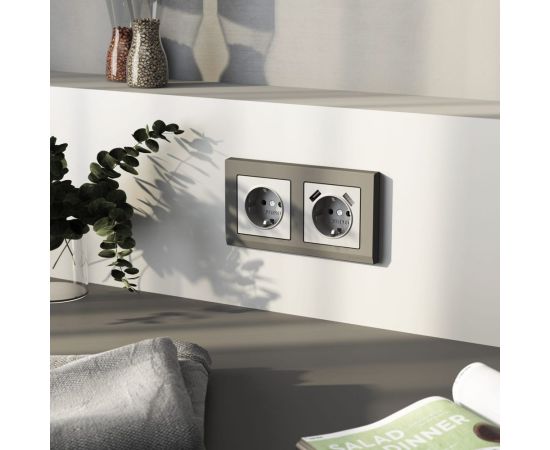 Розетка WERKEL с заземлением серебряный матовый a063612 – изображение 4