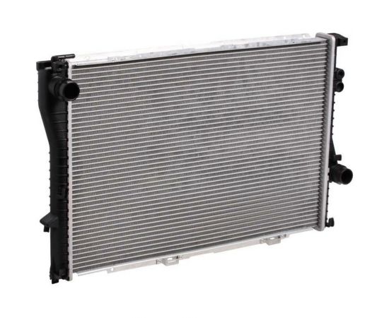 Радиатор охлаждения для автомобилей BMW 5 G M/A LUZAR LRc 26108 