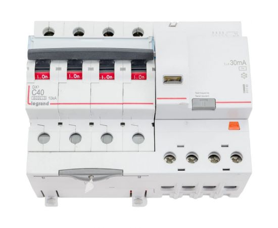 АВДТ Legrand DX3 4П C40А 30MA-AC 7м 411190 