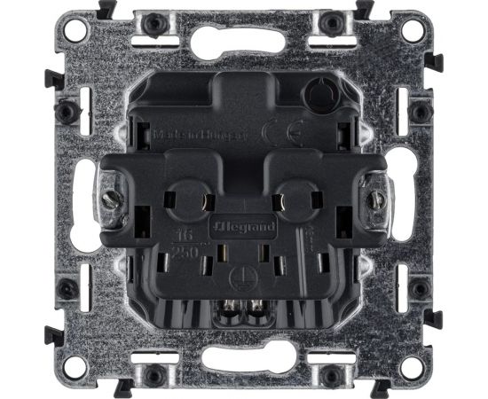 Механизм розетки Legrand Valena Life 16 А 250В 2К+З с лицевой панелью Leg 753621 – изображение 2