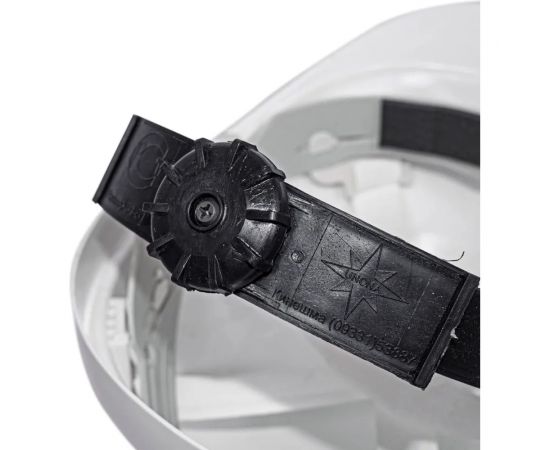 Защитная белая каска с храповым механизмом регулировки РемоКолор 22-4-007 – изображение 4