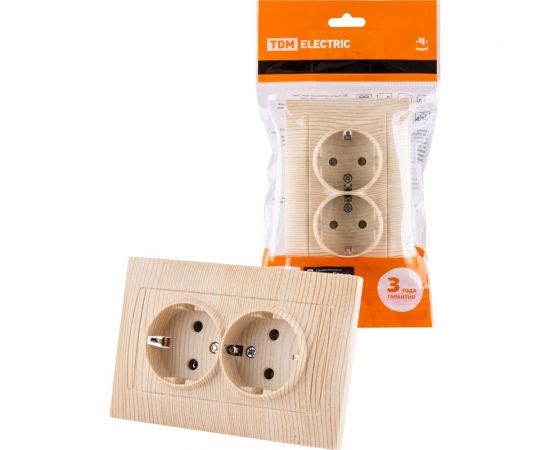 Двойная розетка TDM 2П+З 16А 250В сосна Лама SQ1815-0325 