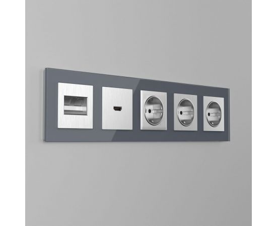 Розетка WERKEL с заземлением и шторками серебряный рифленый a051352 – изображение 6