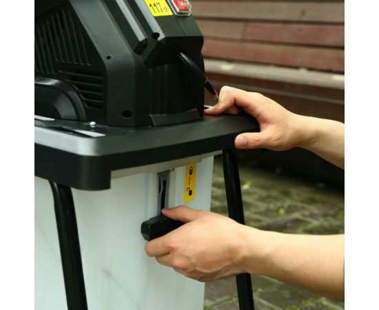 Садовый электрический измельчитель DEKO DKSH3200 063-4306 – изображение 4