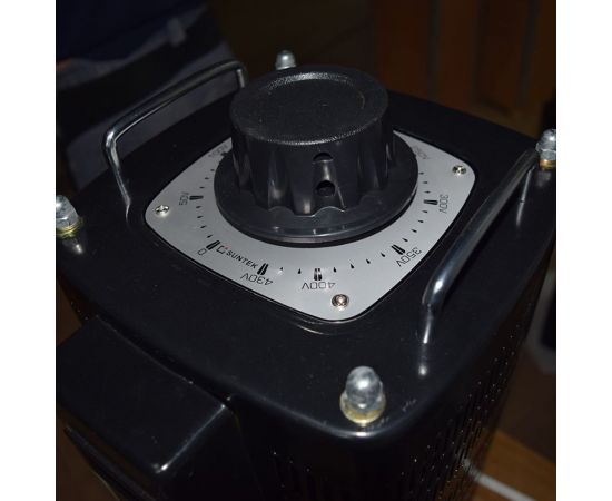 Трехфазный ЛАТР SUNTEK 9000ВА диапазон 0-430 Вольт LTR-3-9000 – изображение 3