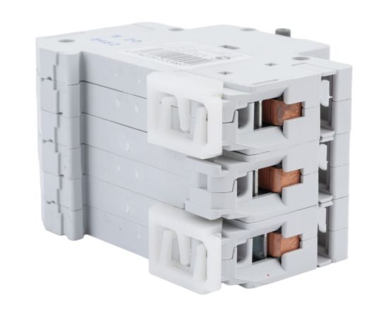 Автоматический выключатель СВЕТОЗАР ПРЕМИУМ 3-полюсный, 20 A, B, откл. сп. 6 кА, 400 В SV-49013-20-B – изображение 4